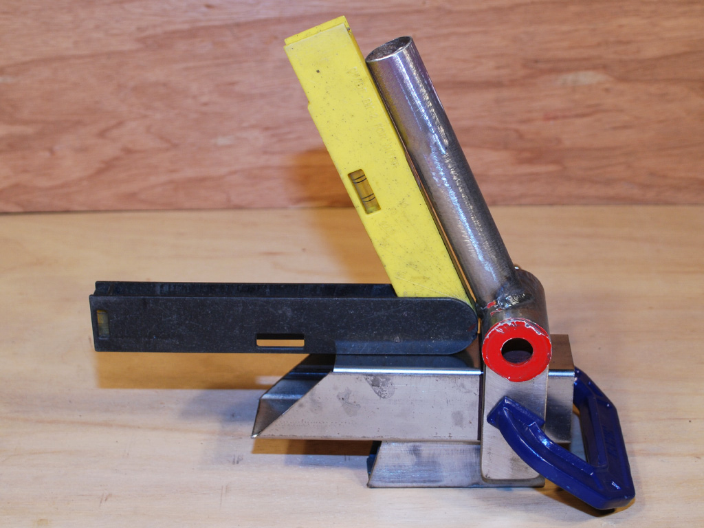 LodeRunner Utility Trike - shifter tube angle